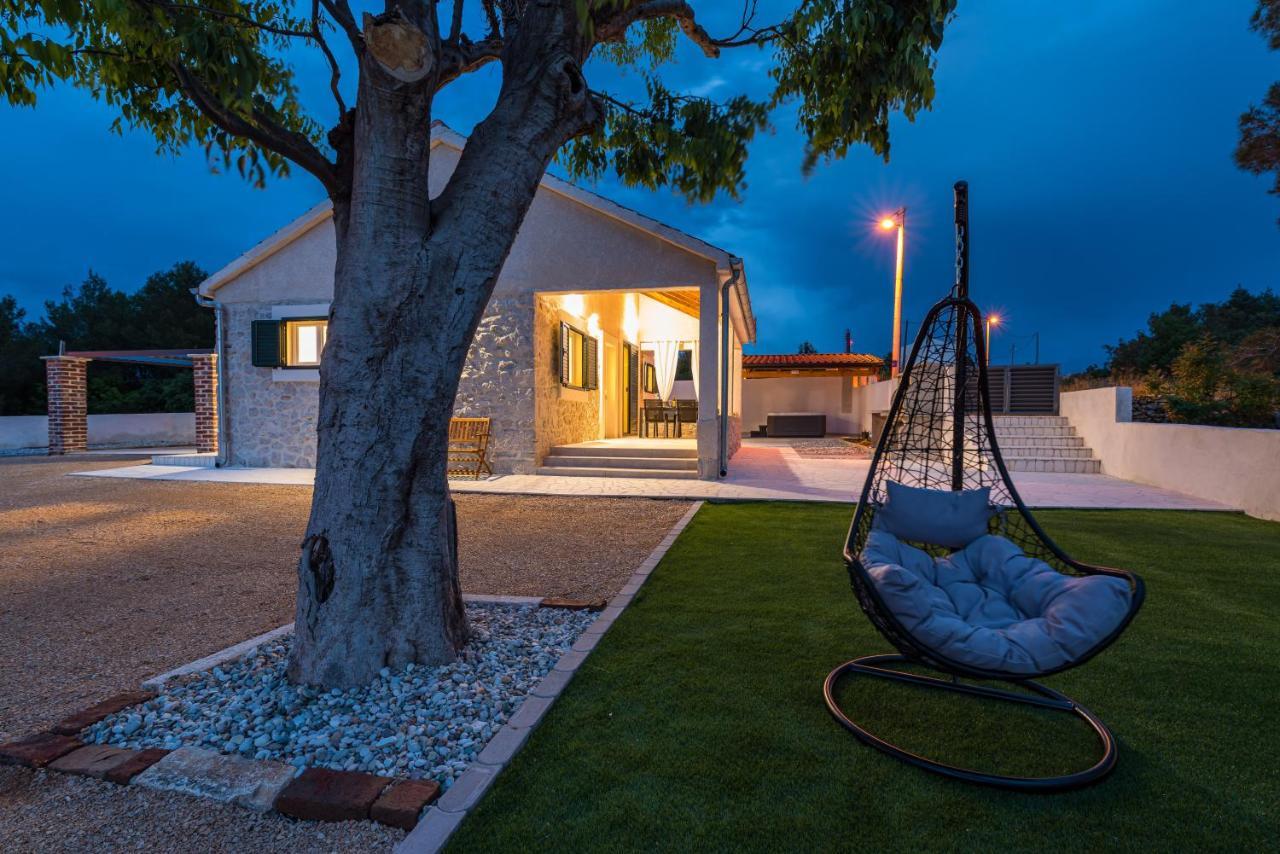 Holiday Home Figurica Novigrad  Luaran gambar