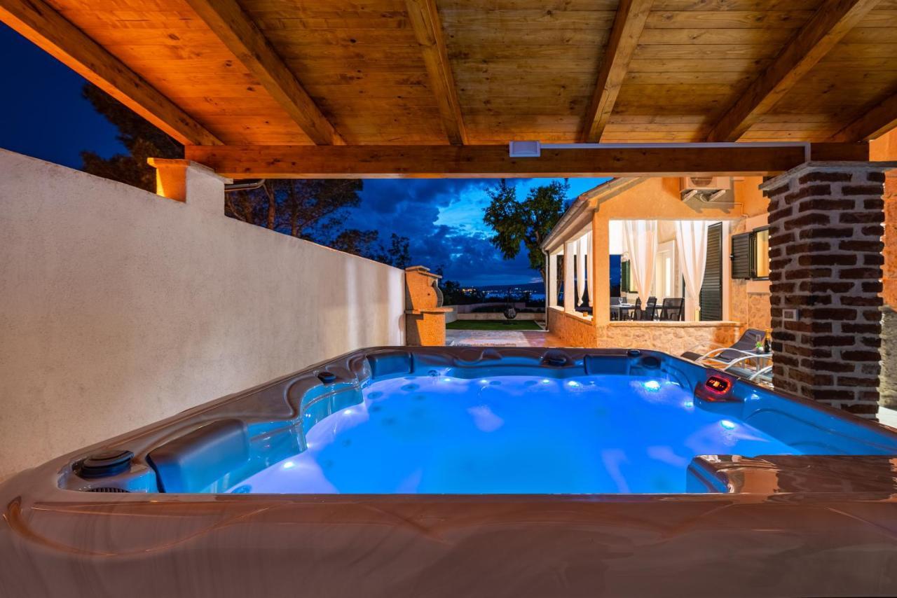 Holiday Home Figurica Novigrad  Luaran gambar