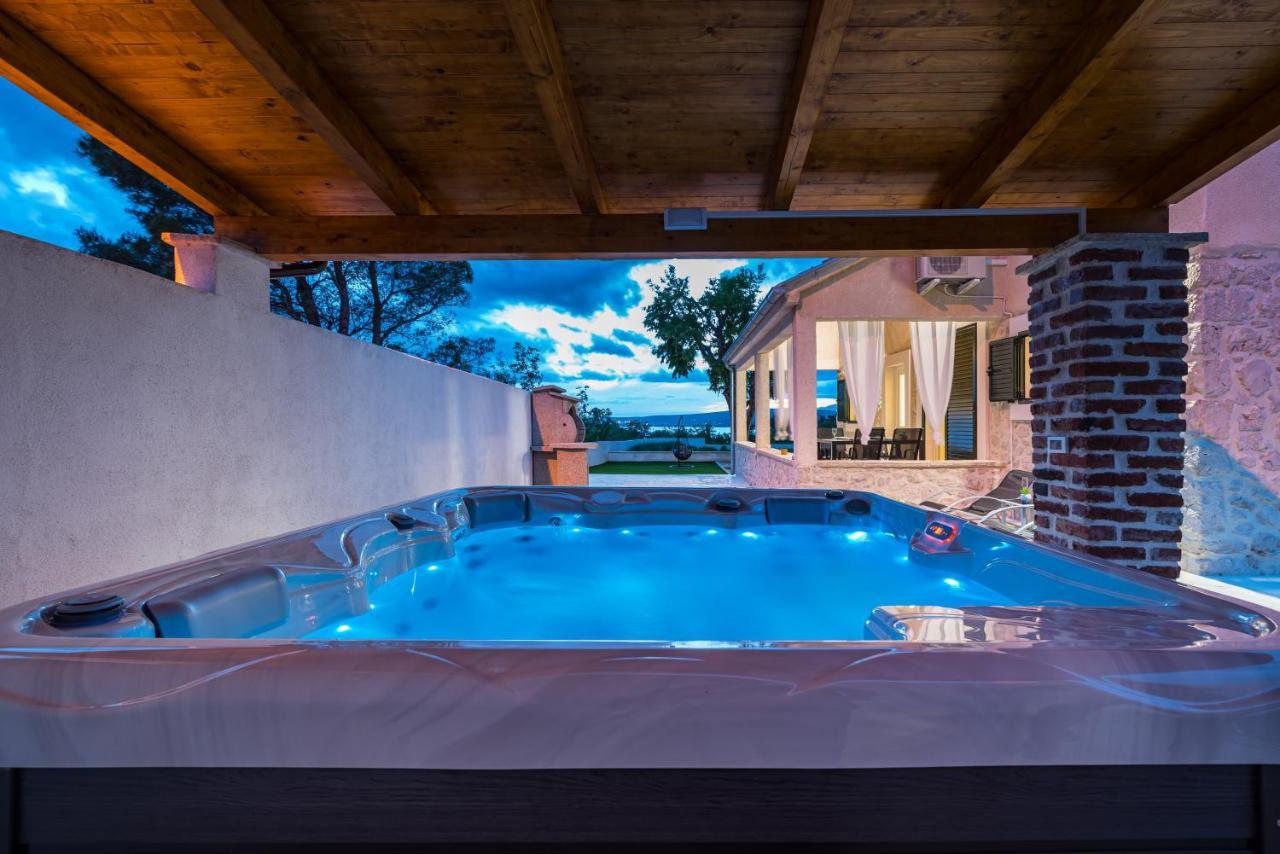 Holiday Home Figurica Novigrad  Luaran gambar