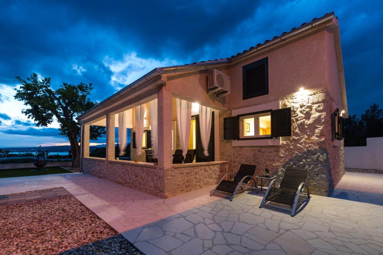 Holiday Home Figurica Novigrad  Luaran gambar