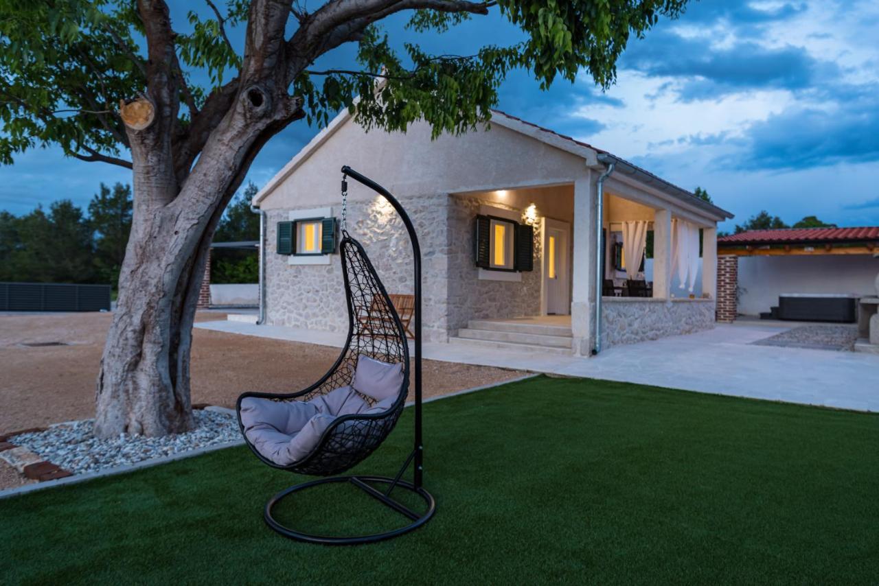 Holiday Home Figurica Novigrad  Luaran gambar