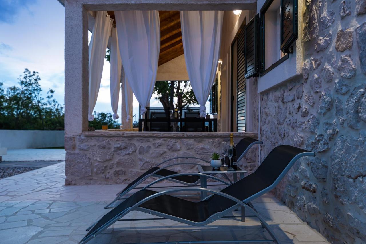 Holiday Home Figurica Novigrad  Luaran gambar