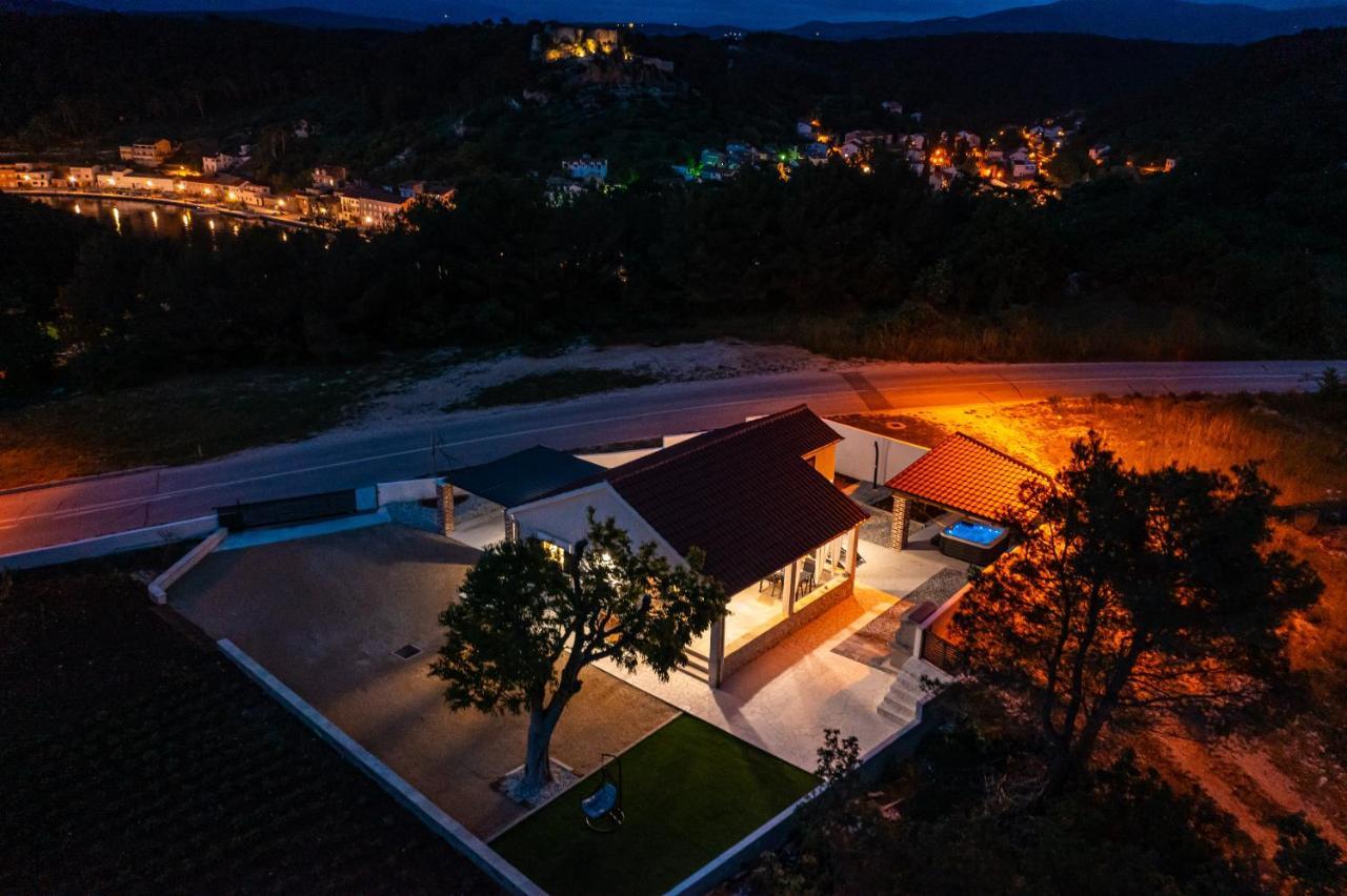 Holiday Home Figurica Novigrad  Luaran gambar