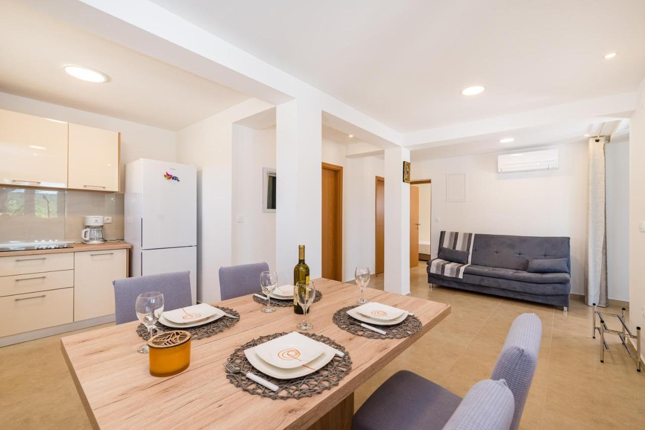 Holiday Home Figurica Novigrad  Luaran gambar